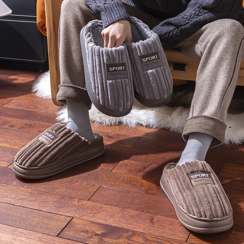 男性冬スリッパプラスサイズ暖かい豪華な室内靴厚い底アンチスリ - Men Shoes Essentials のレビューと価格