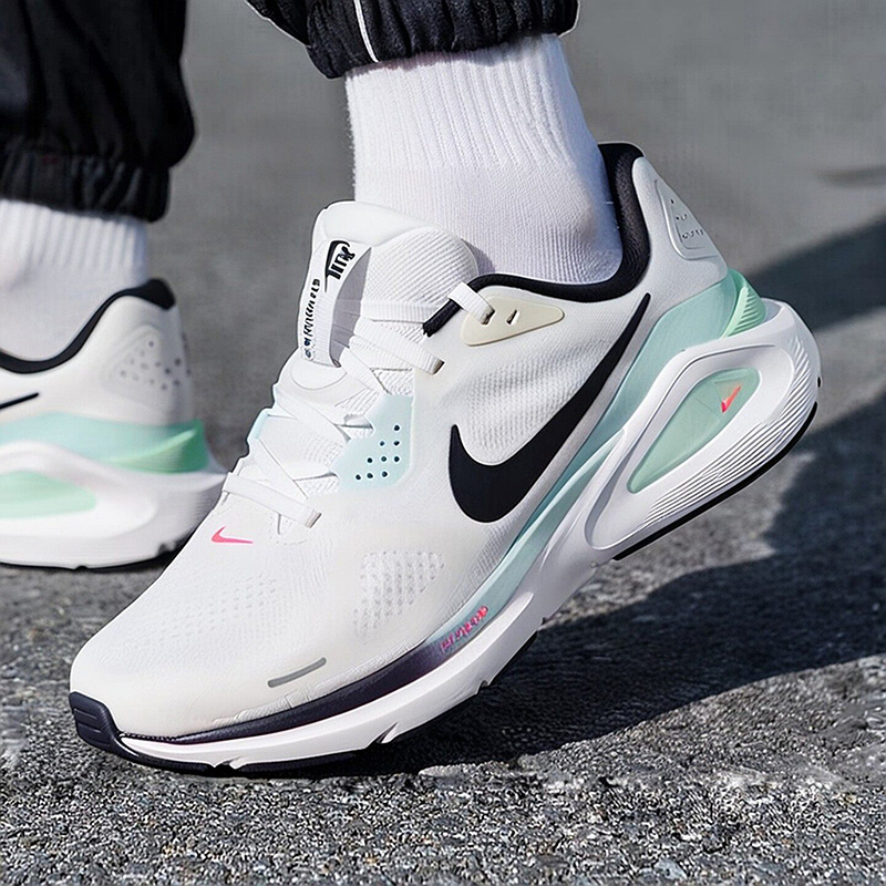 新しいナイキ メンズ 通気性メッシュ ランニング スニーカー - Men Shoes Size Nike のレビューと価格