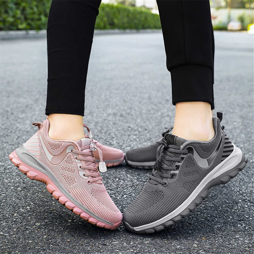 ニットノンスリップスニーカー男性用 45 ウーブンシューズサ - Men Shoes Red のレビューと価格