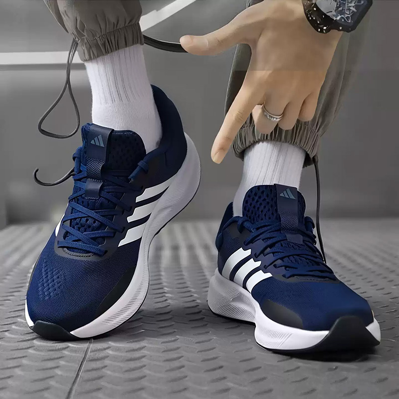 アディダス ネイビーブルー スリーストライプス 通気性メッシ - Men Shoes Jd のレビューと価格