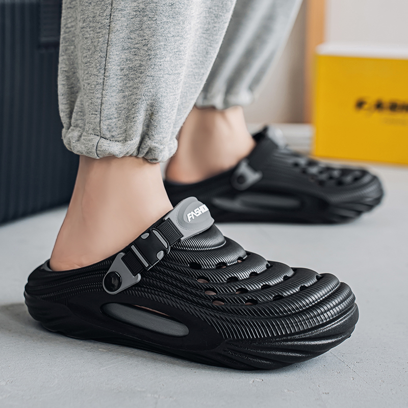 新しいカップルモデルホールシューズ夏の女性のサンダルビーチ軽 - Men'S Shoes Lightweight のレビューと価格