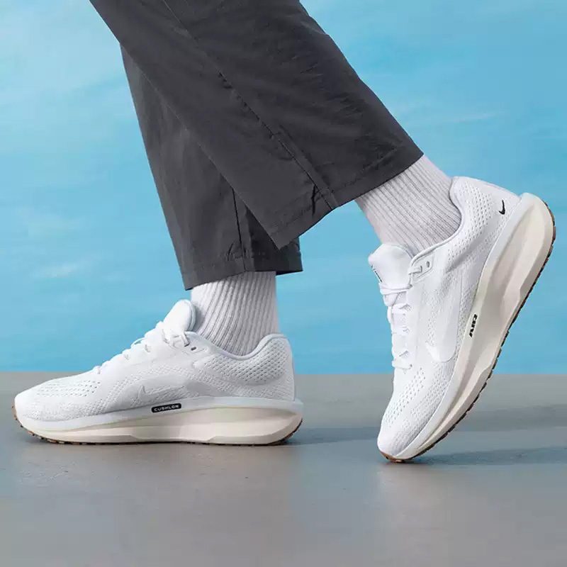 NIKE メンズ ランニングシューズ AIRWINFLO 1 - Men Shoes Size Nike のレビューと価格
